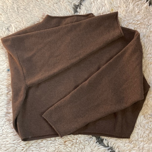 James Street Co Peri Shrunken Cardigan - Picture 13 of 17